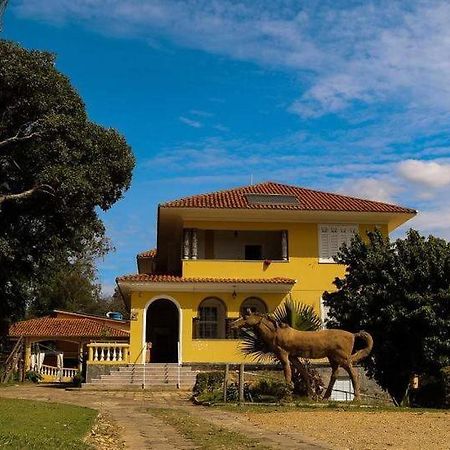 Pousada Realiza Bed and Breakfast Cambuquira Exterior foto